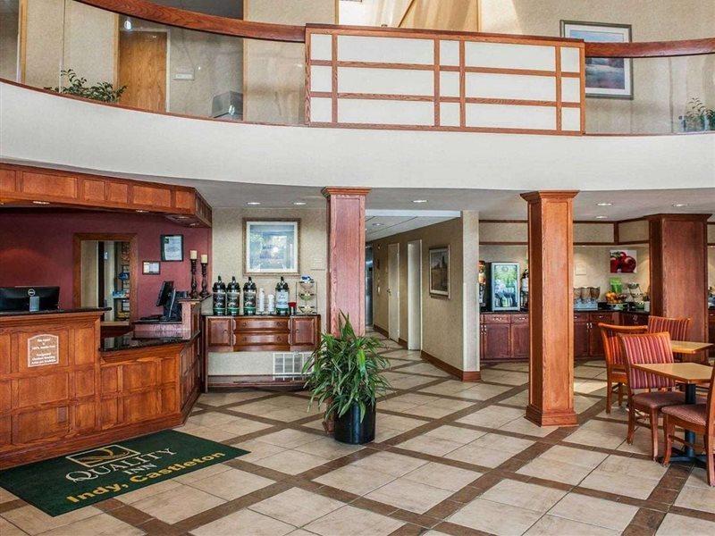 Quality Inn Castleton Bagian luar foto