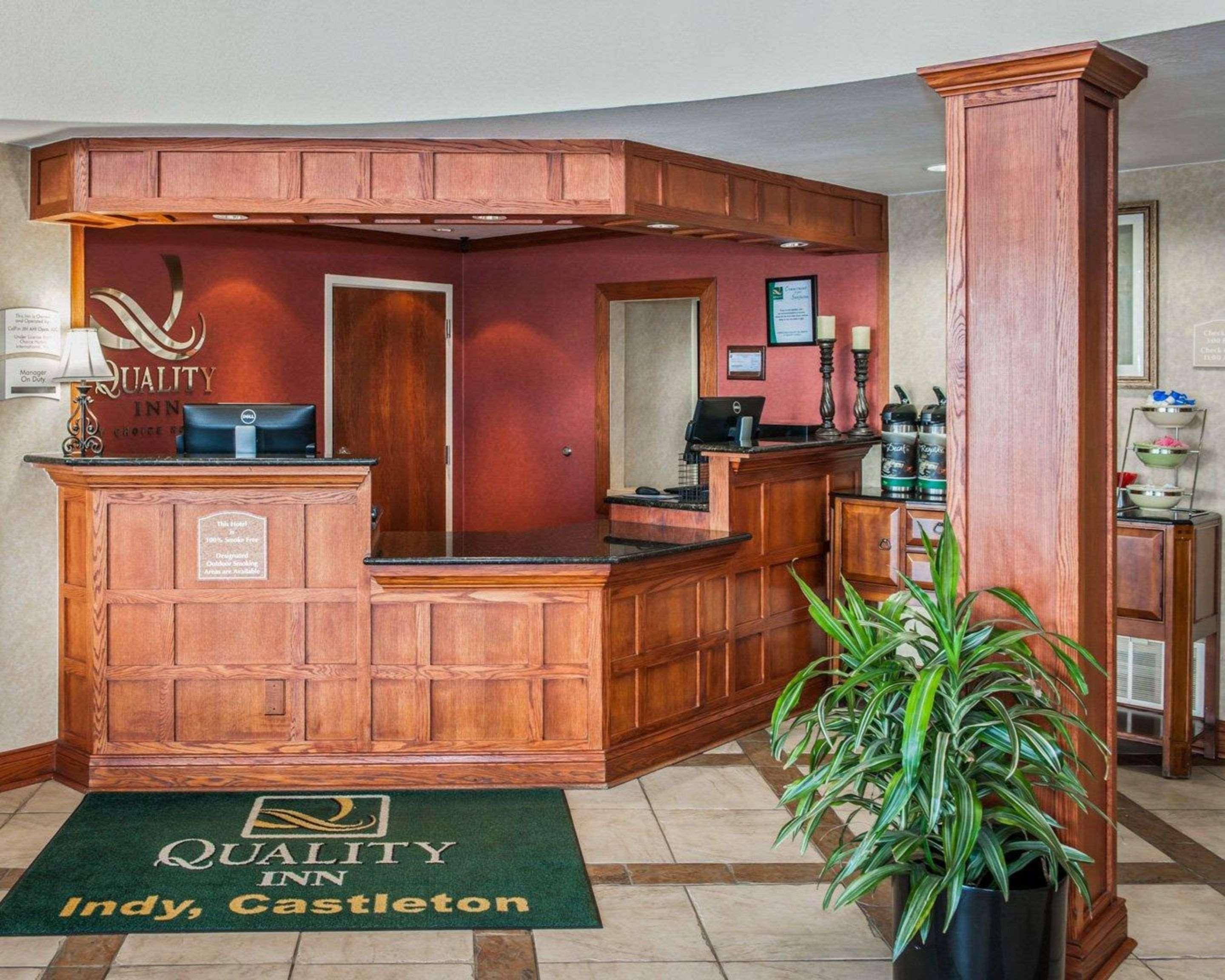 Quality Inn Castleton Bagian luar foto