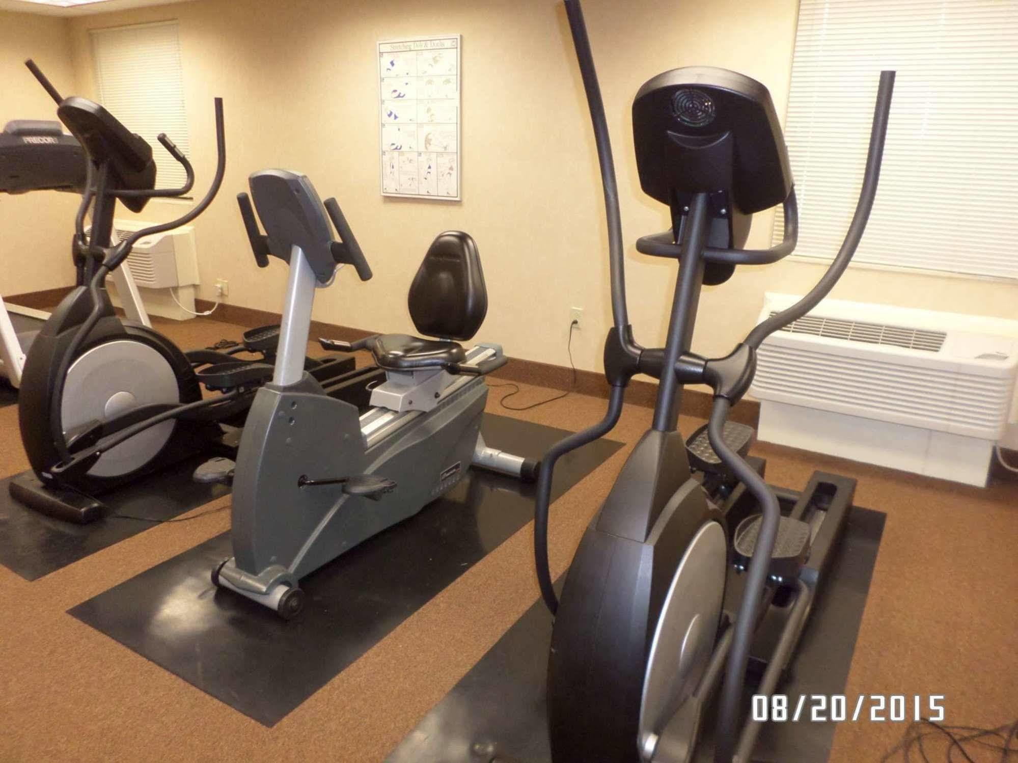 Quality Inn Castleton Bagian luar foto